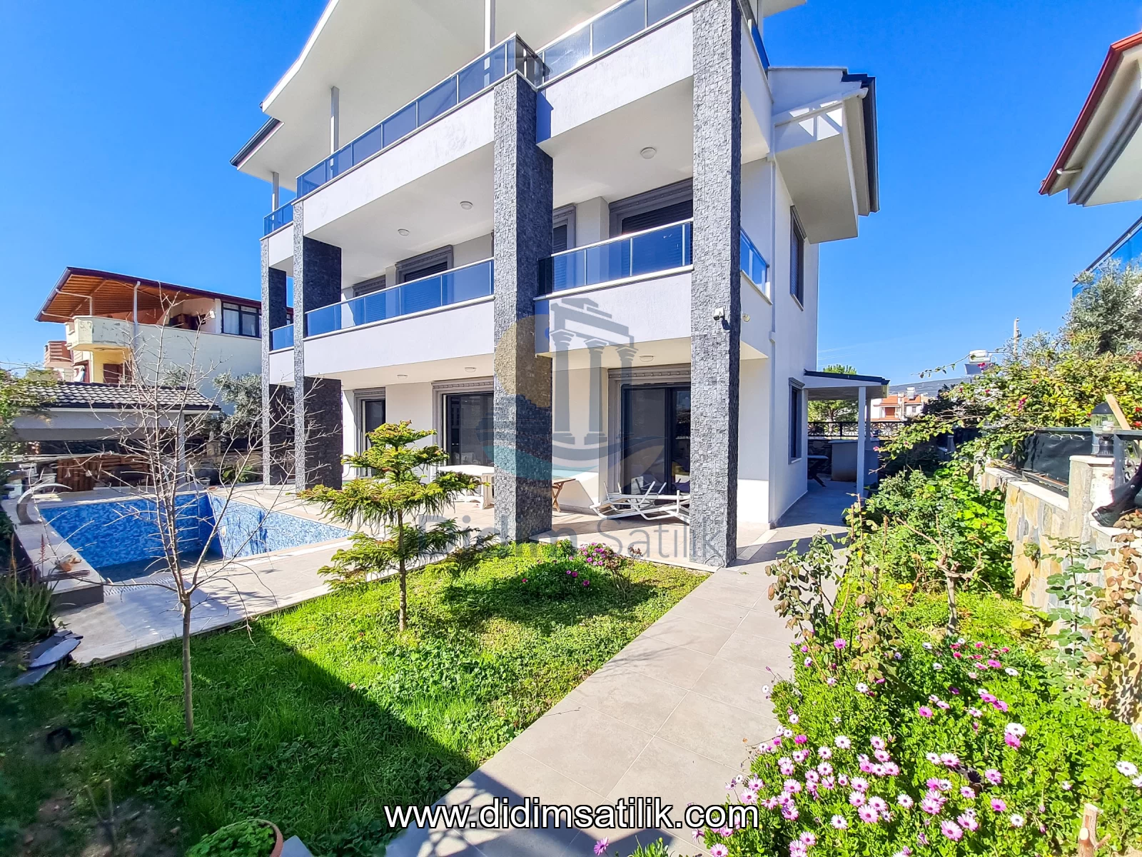 Akbük, Didim satılık 6+1 villa