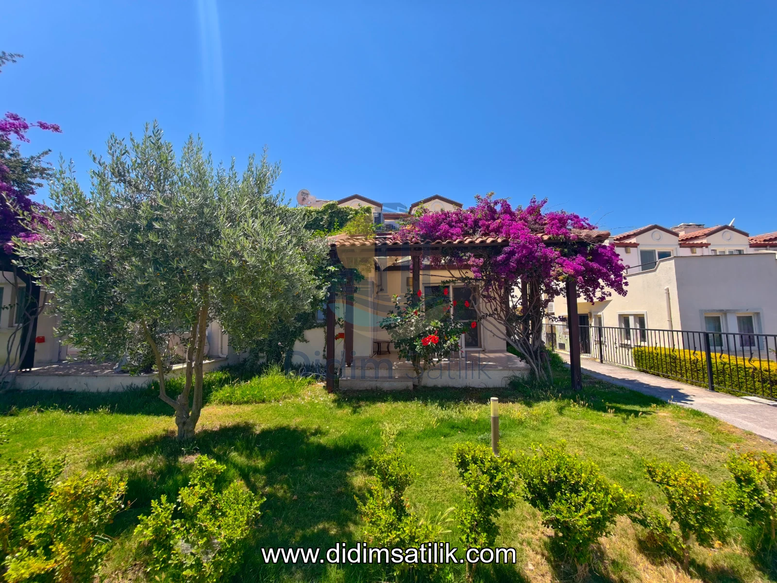 Bozbük, Milas satılık 3+1 villa