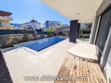 Akbük, Didim havuzlu satılık 6+1 villa