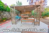 Didim Akbük'te Denize 200m Mesafede Satılık 3+1 Bahçeli İkiz Villa