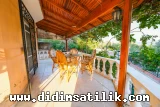 Didim Akbük'te Denize 200m Mesafede Satılık 3+1 Bahçeli İkiz Villa