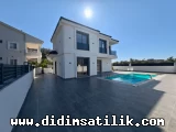 Didim Akbükte Merkezi Konumlu, Sıfır Havuzlu Müstakil Villa