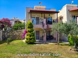Bozbük, Milas eşyalı satılık 3+1 villa