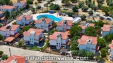 Didim Akbük Merkezde Denize Yakın Havuzlu Sitede Satılık 4+1 Villa